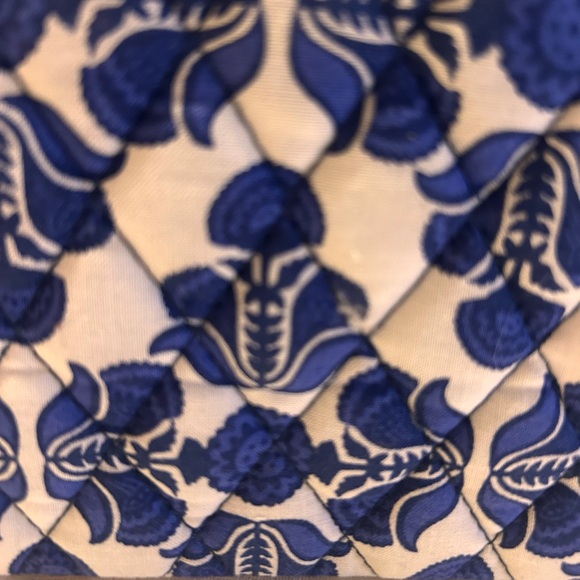 Vera Bradley Blue and White blue cobalt tile Quilted Wallet wristlet - Picture 4 of 4